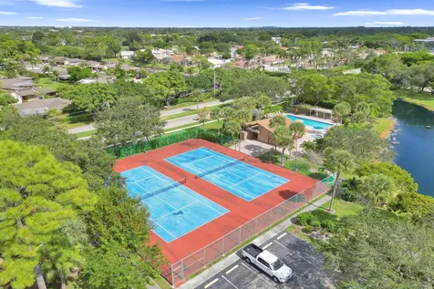 7540 NW 79th Avenue Tamarac FL 33321