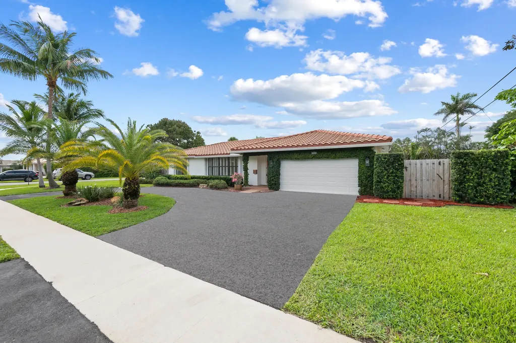 5660 SW 9th Street Plantation FL 33317