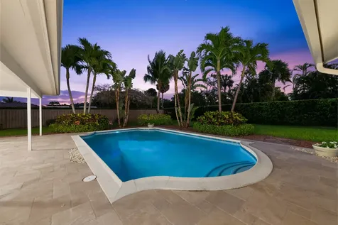 5660 SW 9th Street Plantation FL 33317