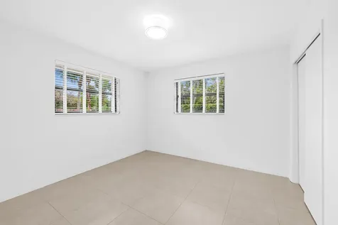 5660 SW 9th Street Plantation FL 33317