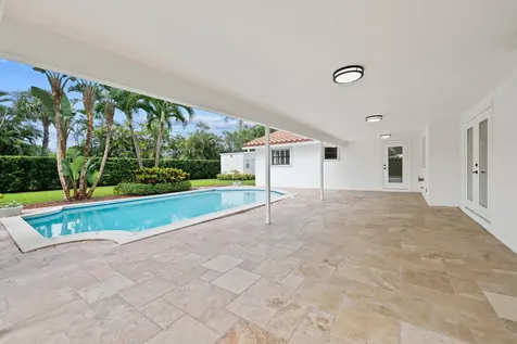 5660 SW 9th Street Plantation FL 33317