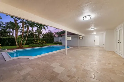 5660 SW 9th Street Plantation FL 33317