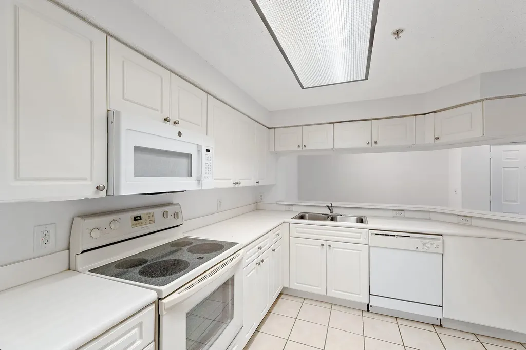 2730 Anzio Court Palm Beach Gardens FL 33410