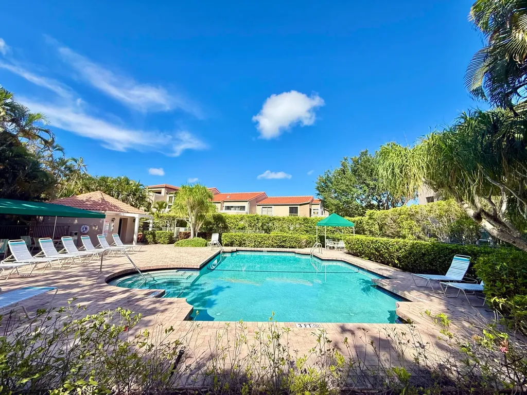 6654 Villa Sonrisa Drive Boca Raton FL 33433