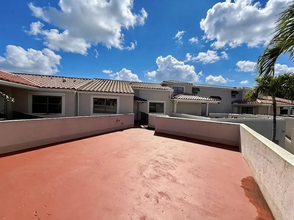 6654 Villa Sonrisa Drive Boca Raton FL 33433