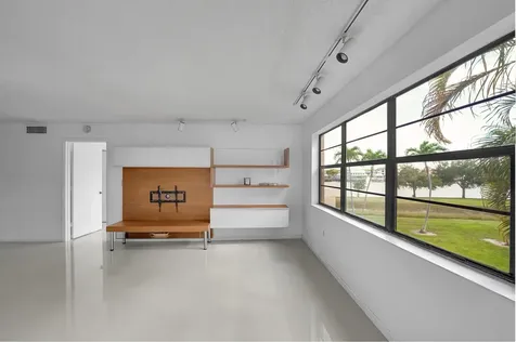 6654 Villa Sonrisa Drive Boca Raton FL 33433