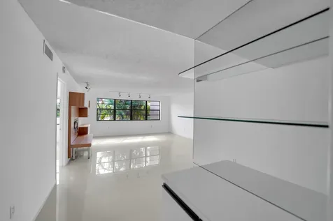 6654 Villa Sonrisa Drive Boca Raton FL 33433