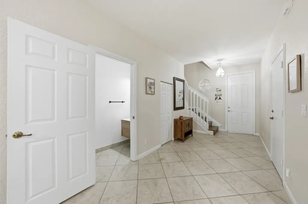 3084 N Evergreen Circle Boynton Beach FL 33426