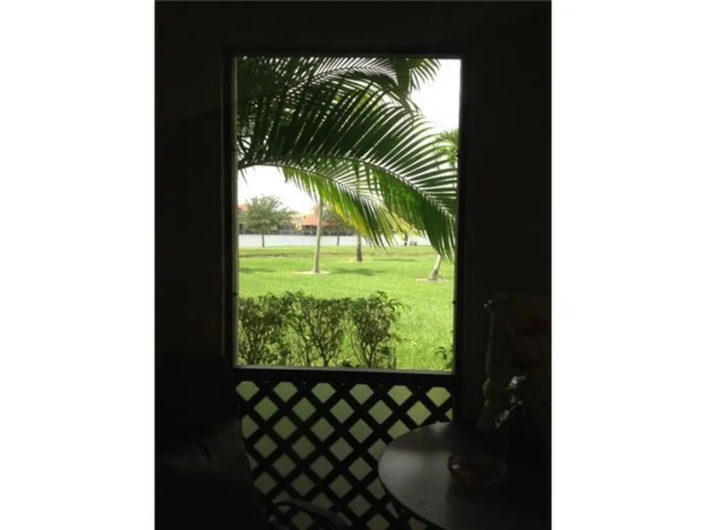 6654 Villa Sonrisa Drive Boca Raton FL 33433