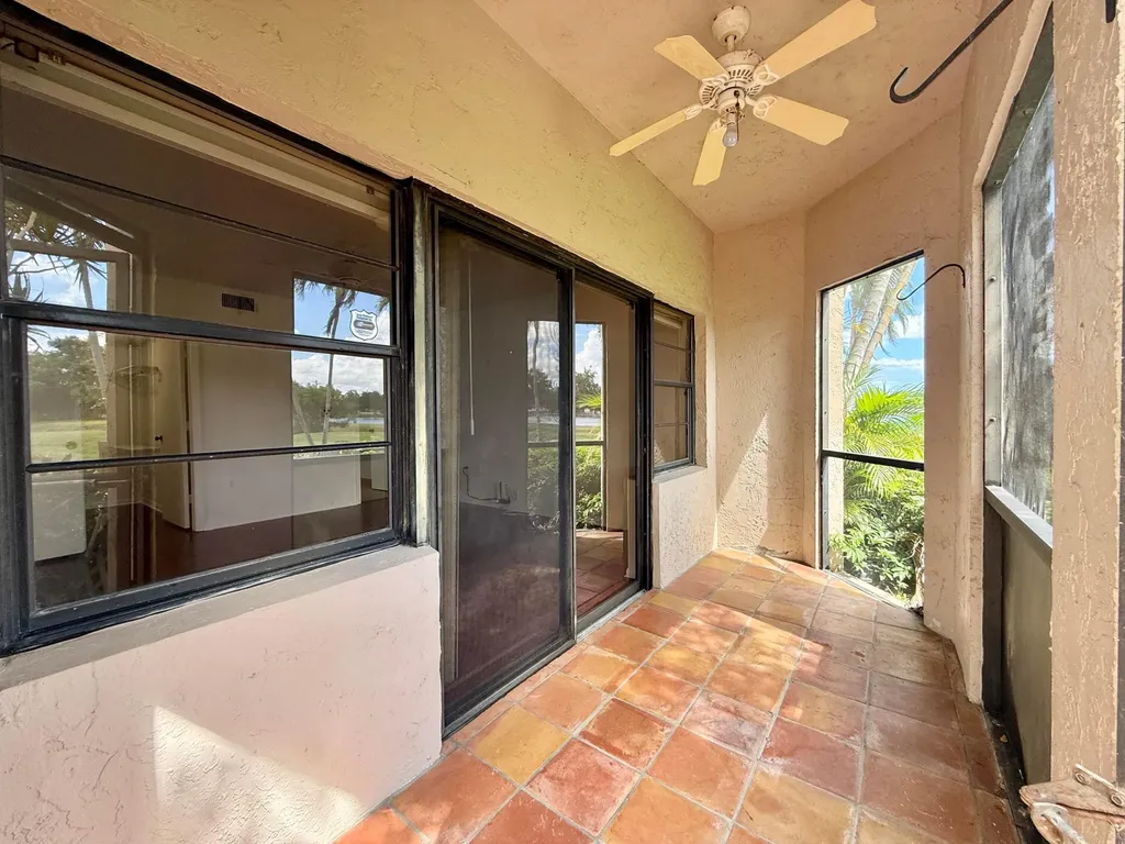 6654 Villa Sonrisa Drive Boca Raton FL 33433