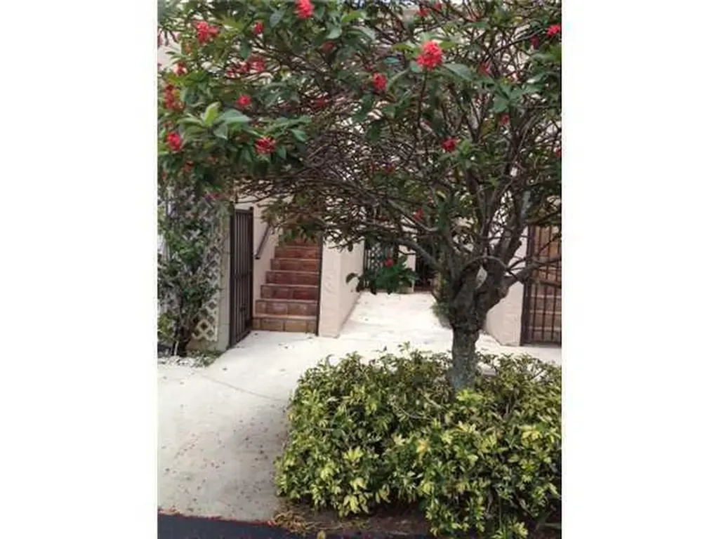 6654 Villa Sonrisa Drive Boca Raton FL 33433