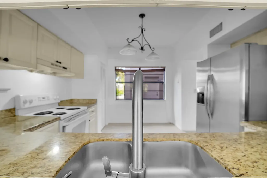 6654 Villa Sonrisa Drive Boca Raton FL 33433