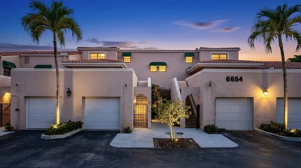 6654 Villa Sonrisa Drive Boca Raton FL 33433
