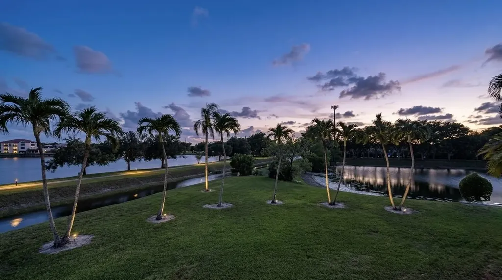 6654 Villa Sonrisa Drive Boca Raton FL 33433