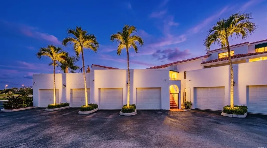 6654 Villa Sonrisa Drive Boca Raton FL 33433