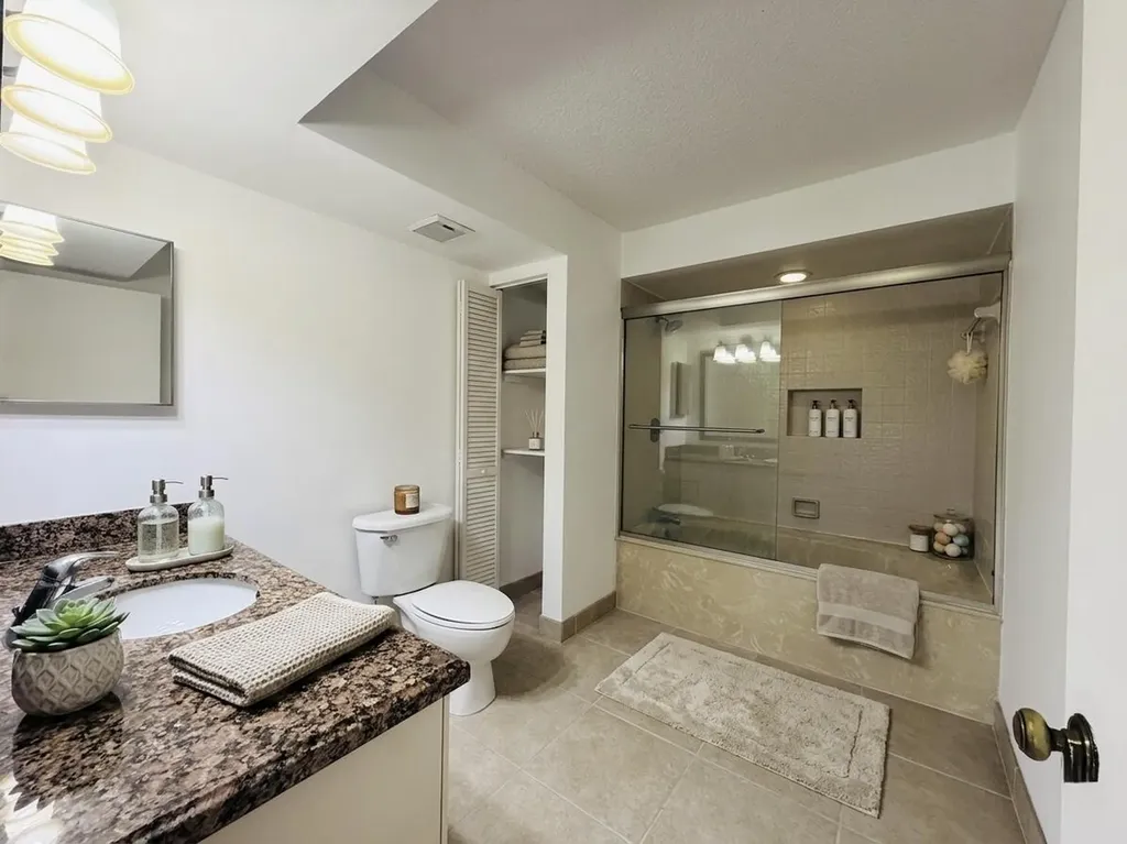 6654 Villa Sonrisa Drive Boca Raton FL 33433