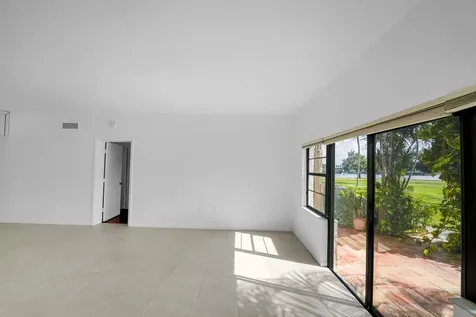 6654 Villa Sonrisa Drive Boca Raton FL 33433
