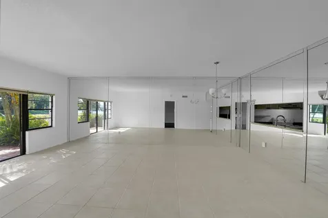 6654 Villa Sonrisa Drive Boca Raton FL 33433