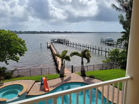 881 SE Saint Lucie Boulevard Stuart FL 34996