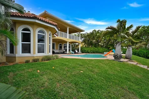881 SE Saint Lucie Boulevard Stuart FL 34996