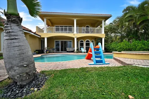 881 SE Saint Lucie Boulevard Stuart FL 34996