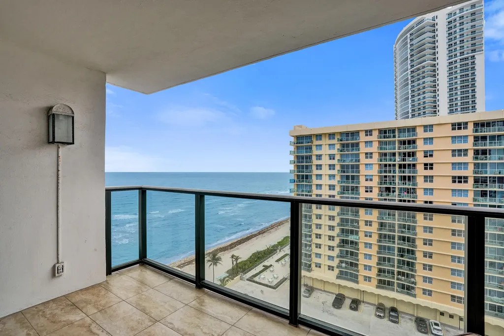 2301 S Ocean Drive Hollywood FL 33019