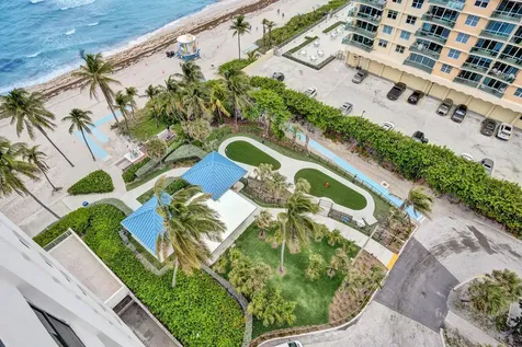 2301 S Ocean Drive Hollywood FL 33019