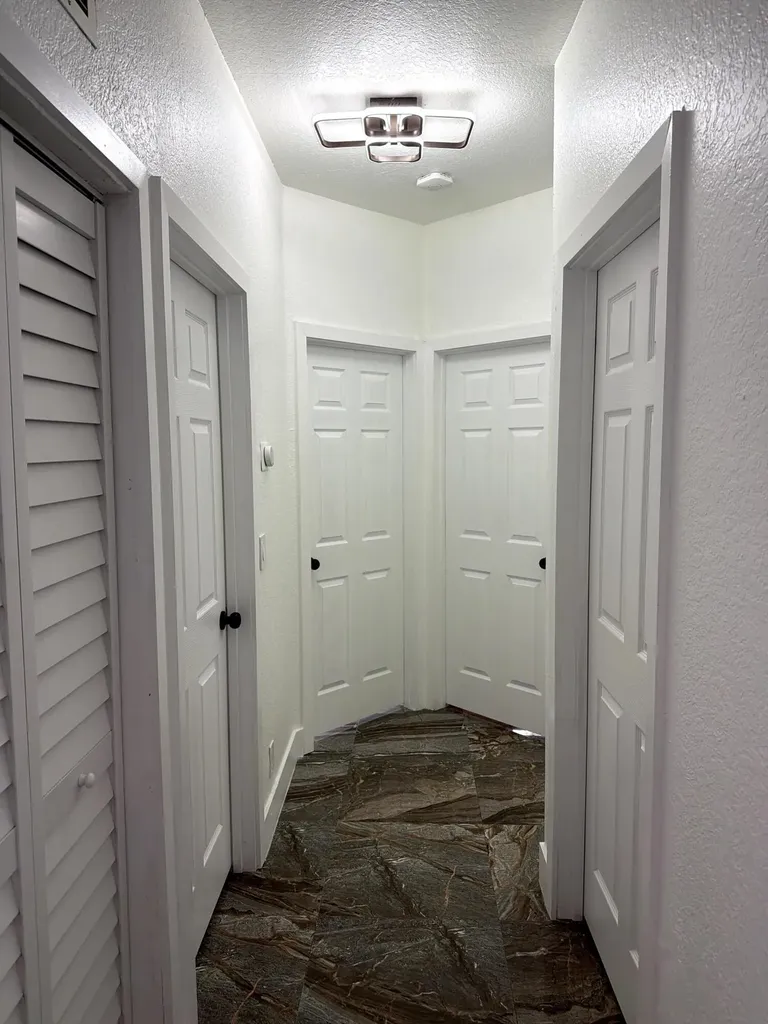 4572 SW 14th Street Deerfield Beach FL 33442