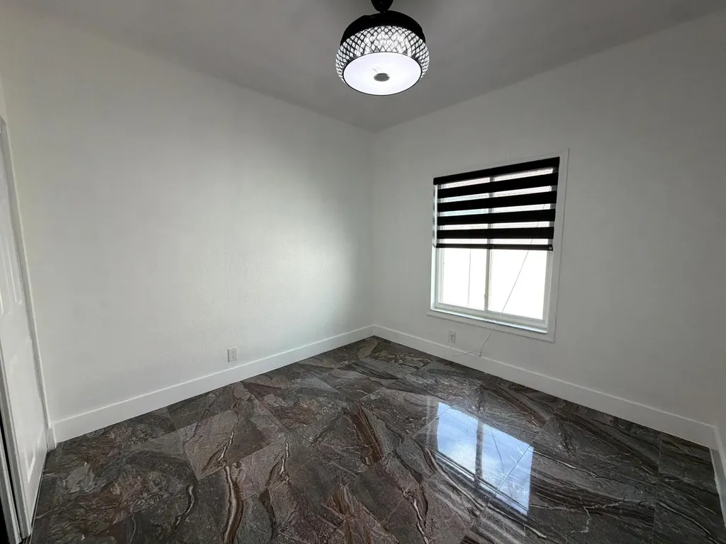 4572 SW 14th Street Deerfield Beach FL 33442