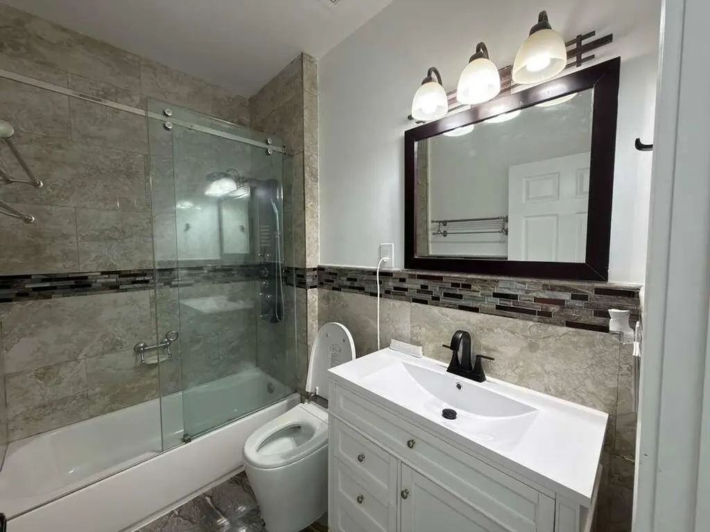4572 SW 14th Street Deerfield Beach FL 33442