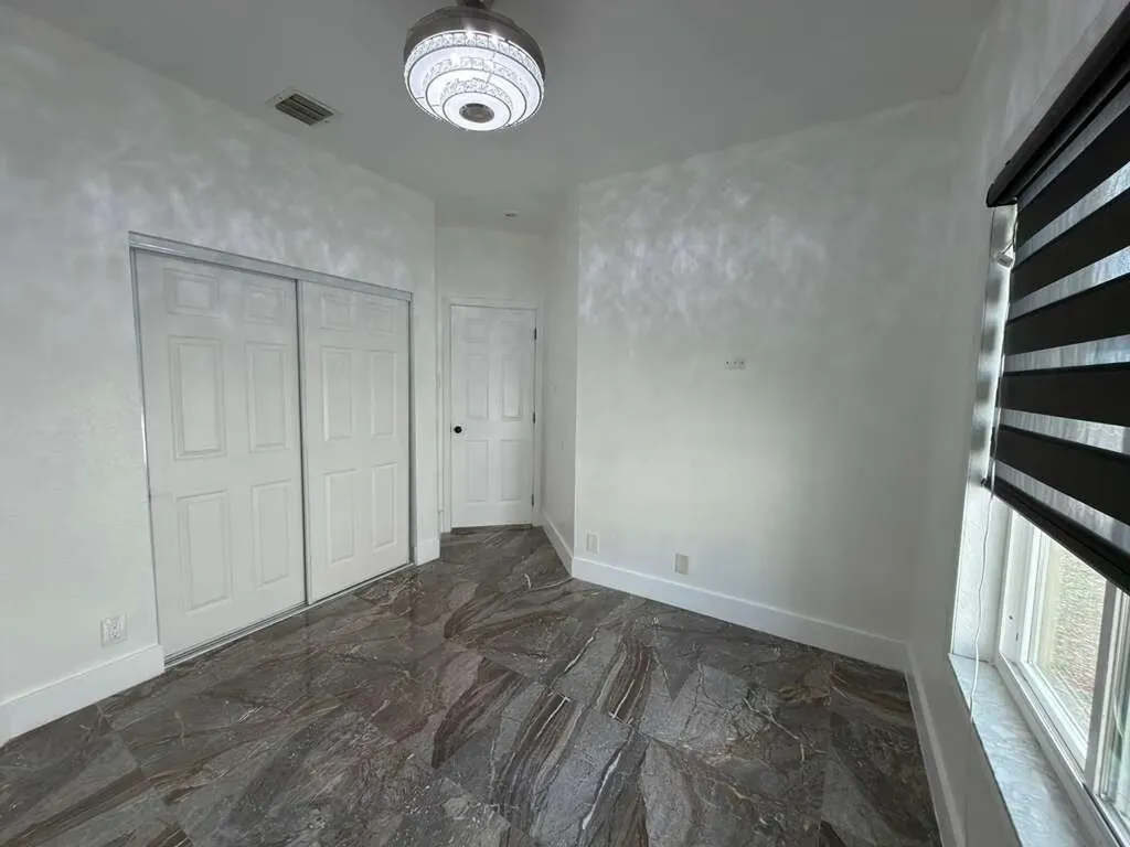 4572 SW 14th Street Deerfield Beach FL 33442