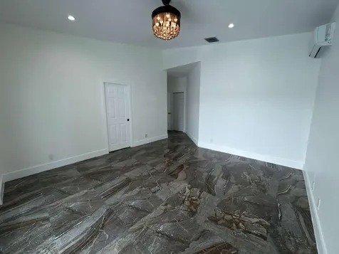4572 SW 14th Street Deerfield Beach FL 33442