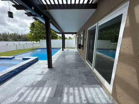 4572 SW 14th Street Deerfield Beach FL 33442