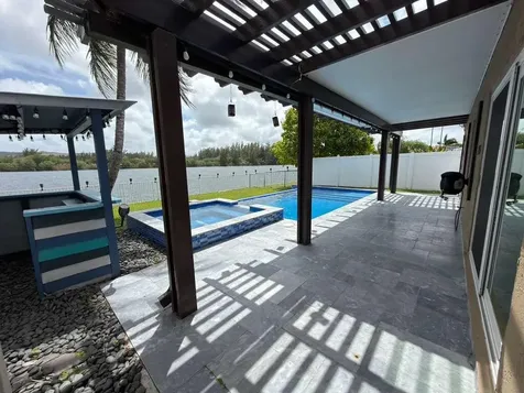 4572 SW 14th Street Deerfield Beach FL 33442