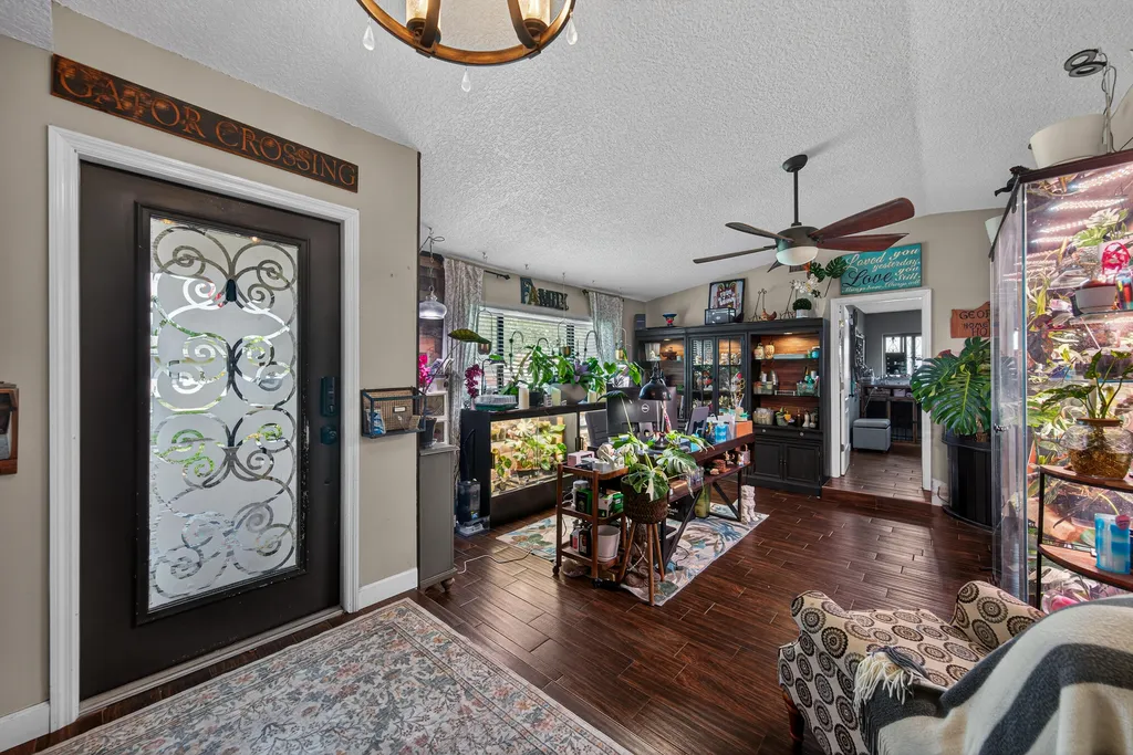 9696 NW 28th Place Coral Springs FL 33065