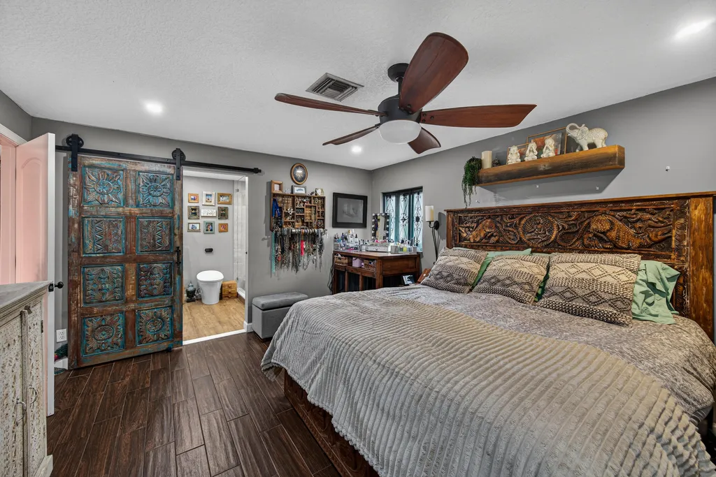 9696 NW 28th Place Coral Springs FL 33065