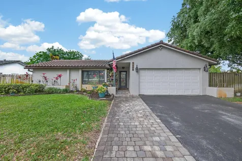 9696 NW 28th Place Coral Springs FL 33065