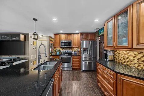 9696 NW 28th Place Coral Springs FL 33065