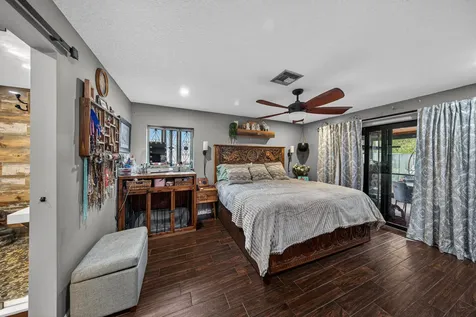 9696 NW 28th Place Coral Springs FL 33065