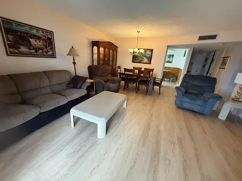 4770 NW 21st Street Lauderhill FL 33313