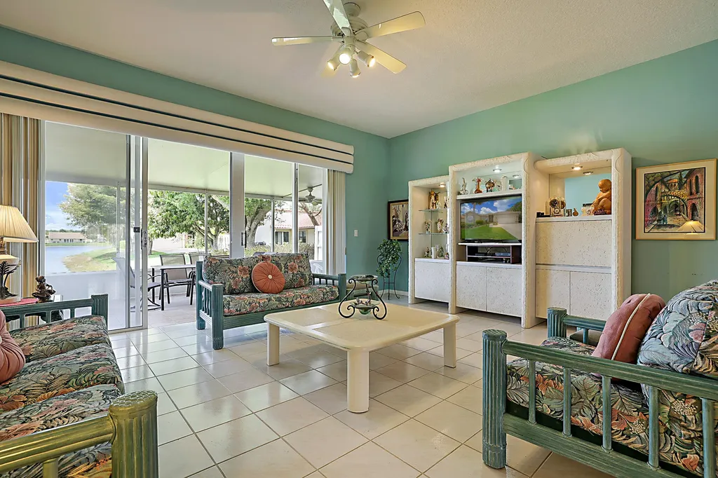 3877 Summer Chase Court Lake Worth FL 33467