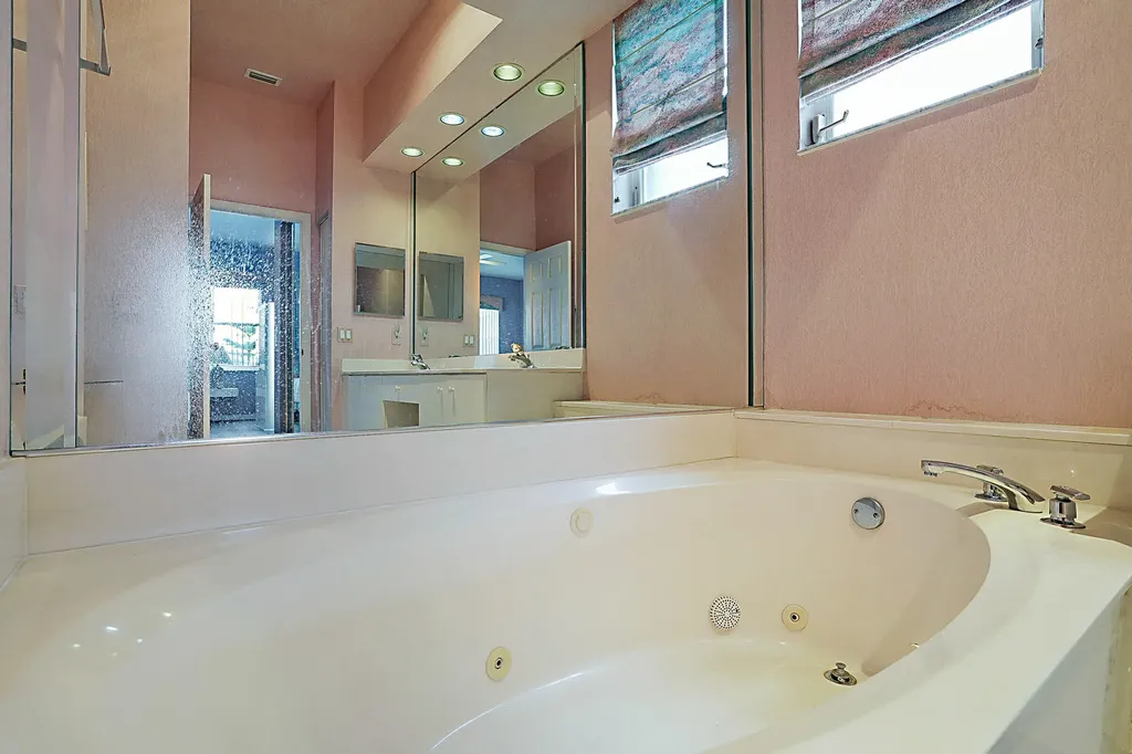 3877 Summer Chase Court Lake Worth FL 33467