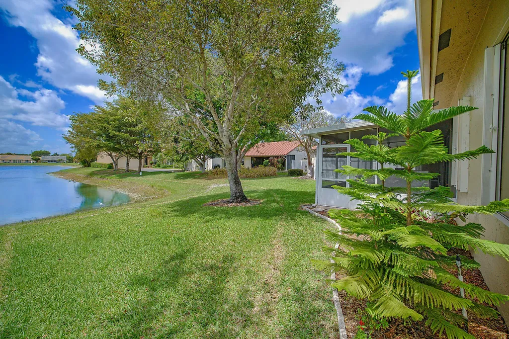 3877 Summer Chase Court Lake Worth FL 33467