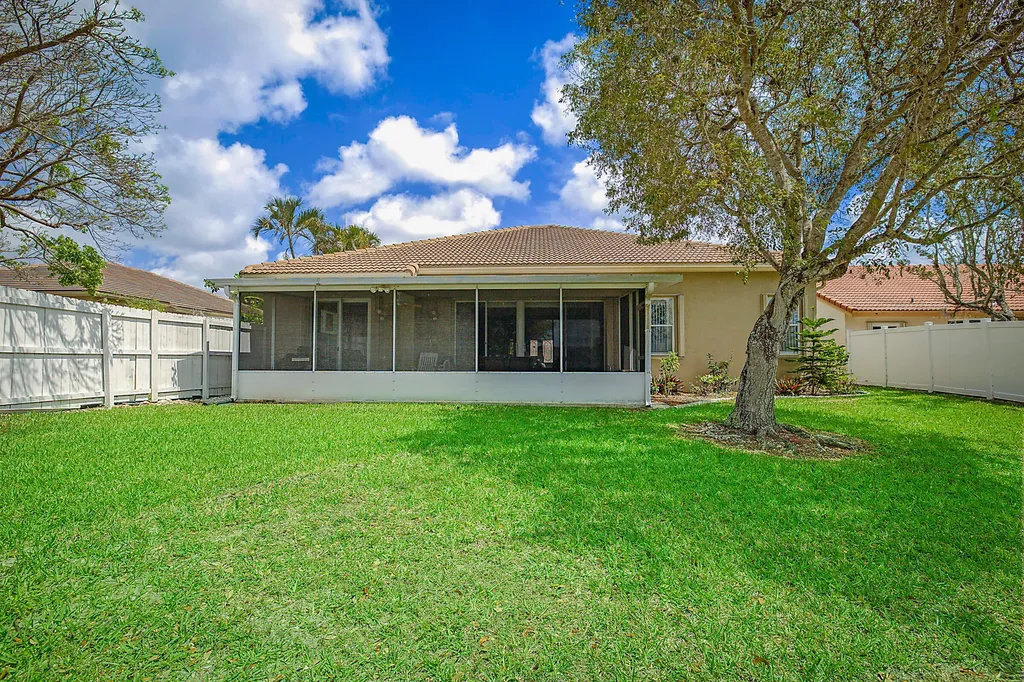 3877 Summer Chase Court Lake Worth FL 33467