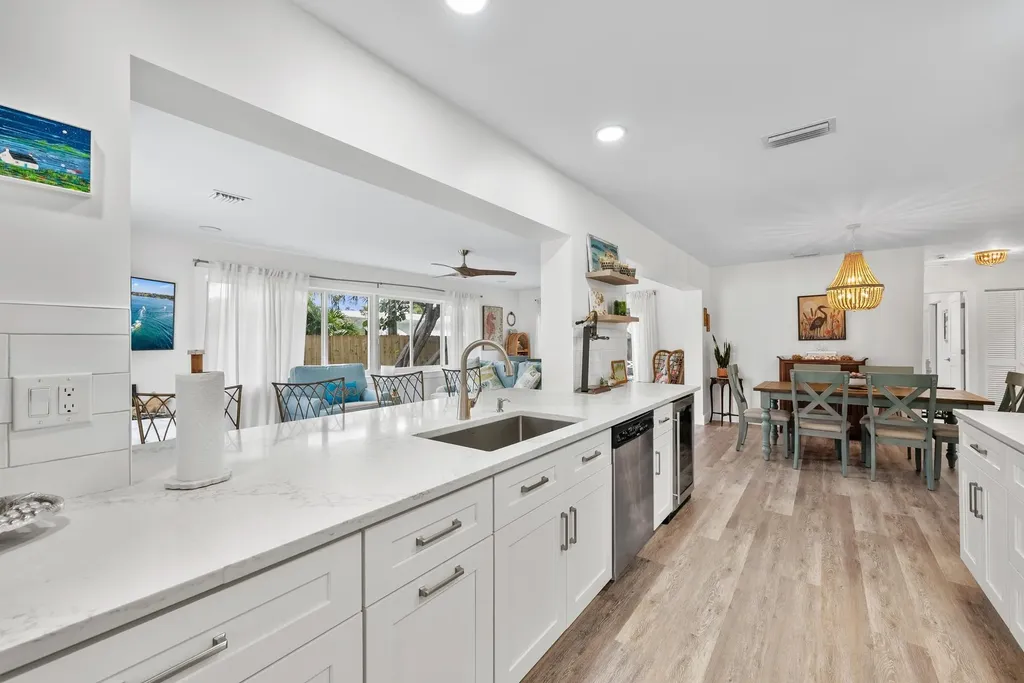 517 Gulf Road North Palm Beach FL 33408