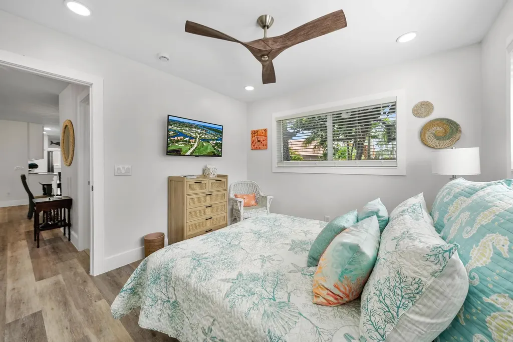 517 Gulf Road North Palm Beach FL 33408
