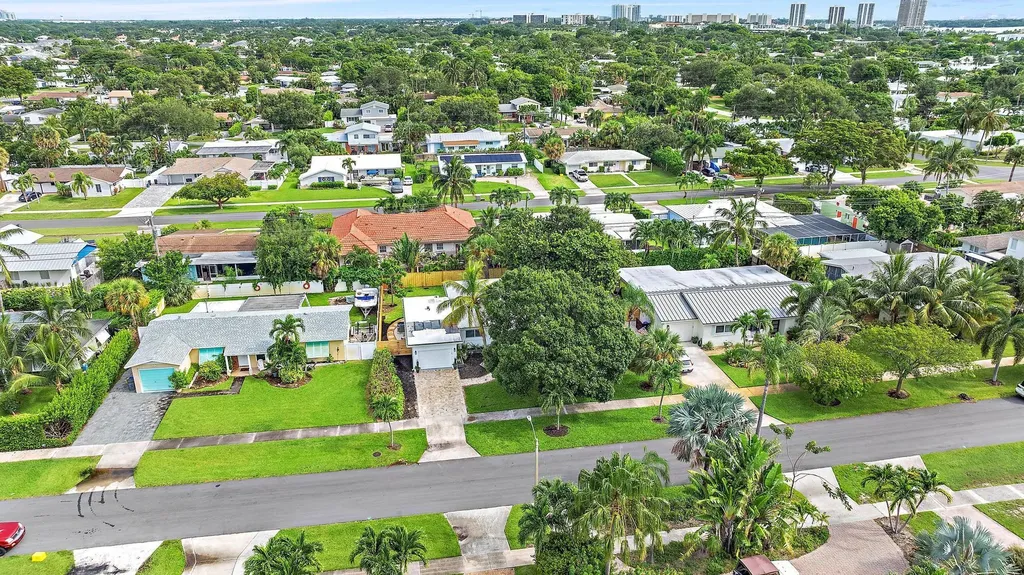 517 Gulf Road North Palm Beach FL 33408