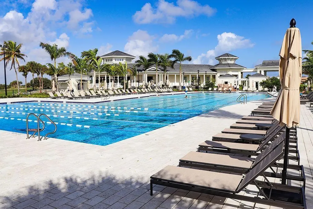 517 Gulf Road North Palm Beach FL 33408