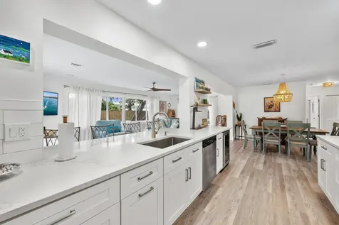 517 Gulf Road North Palm Beach FL 33408