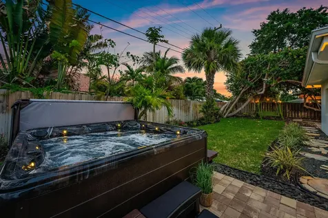 517 Gulf Road North Palm Beach FL 33408
